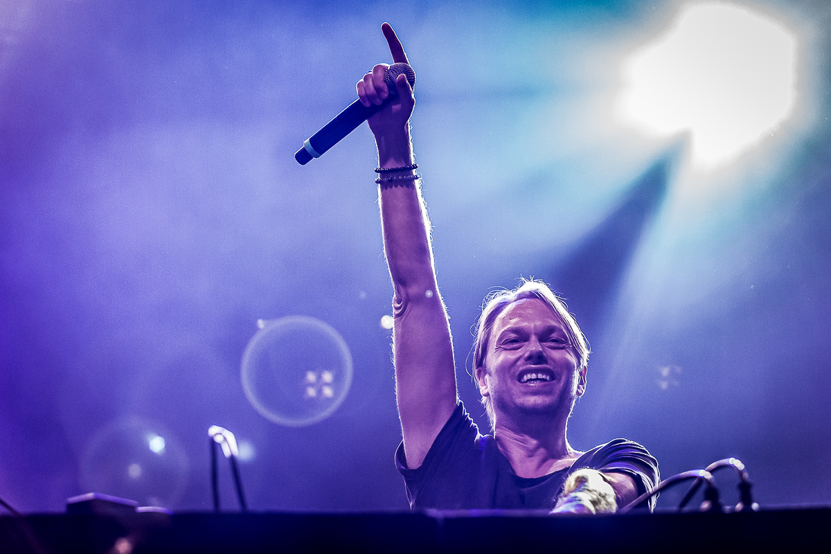 Regi @ Rijvers Festival 2019, picture 1, photographed by Chris Lippens - FrontView Magazine
