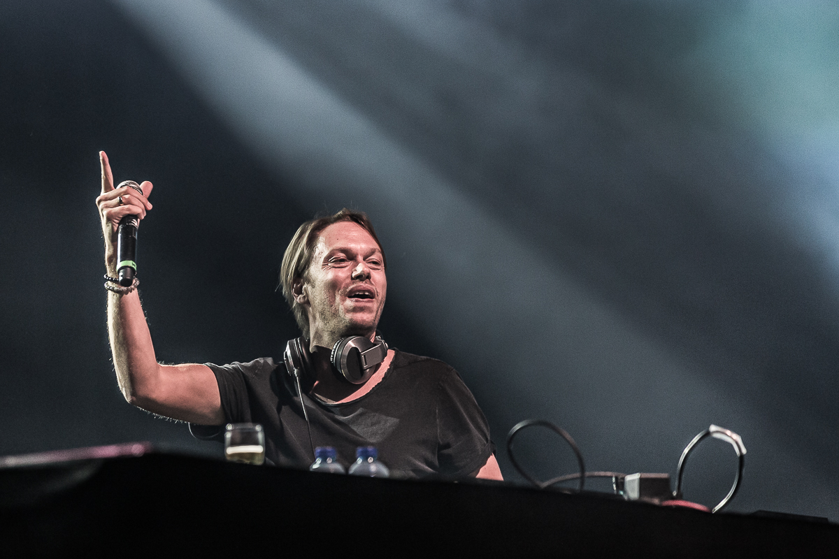 Regi @ Rijvers Festival 2019, picture 3, photographed by Chris Lippens - FrontView Magazine
