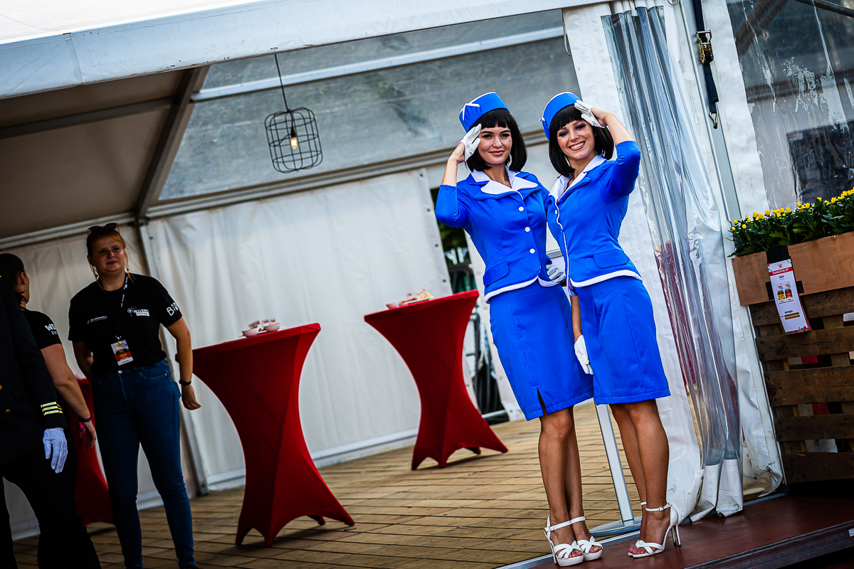 Sfeer vrijdag @ Rijvers Festival 2019, picture 1, photographed by Chris Lippens - FrontView Magazine
