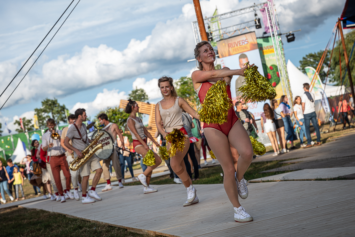 Sfeer vrijdag @ Rijvers Festival 2019, picture 12, photographed by Chris Lippens - FrontView Magazine