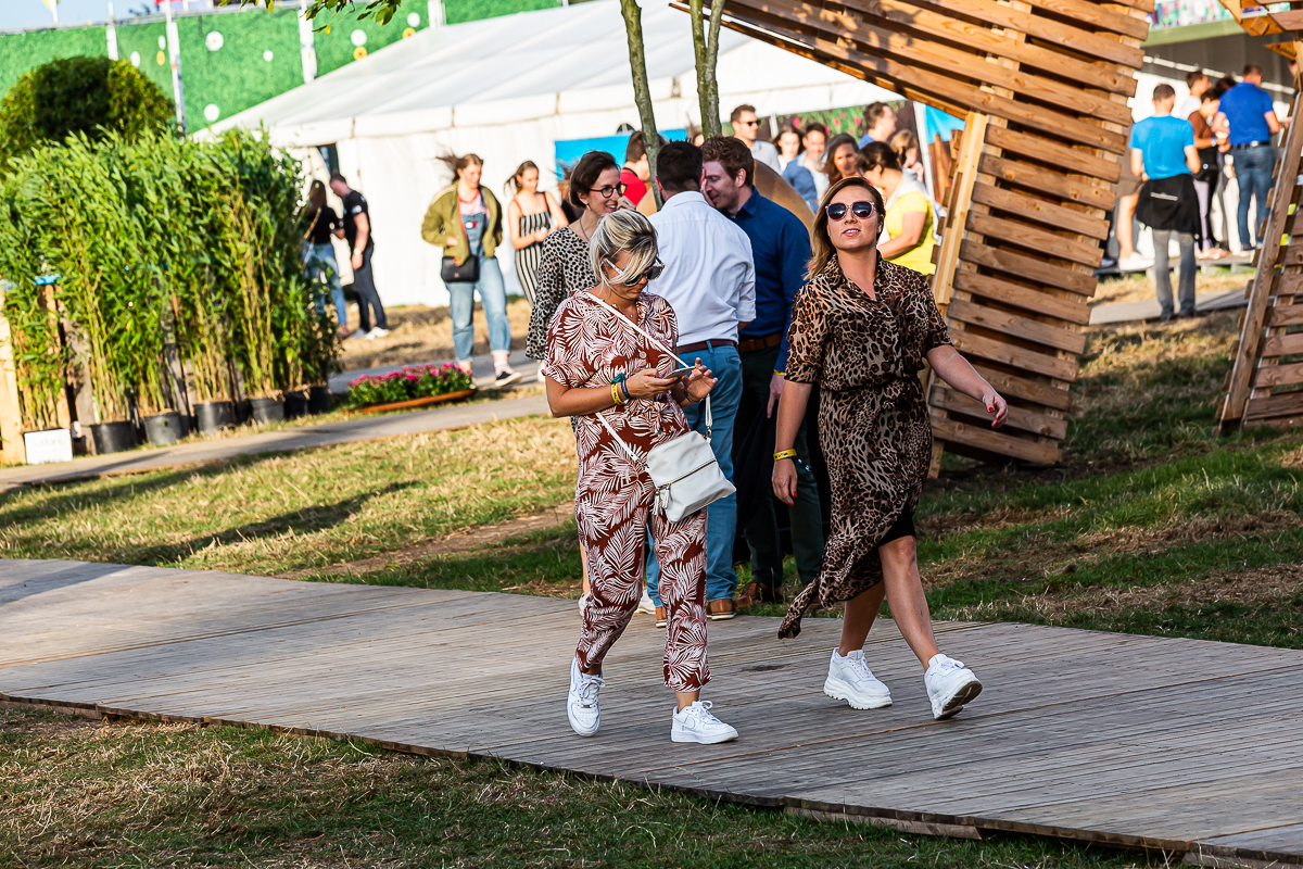 Sfeer vrijdag @ Rijvers Festival 2019, picture 16, photographed by Chris Lippens - FrontView Magazine