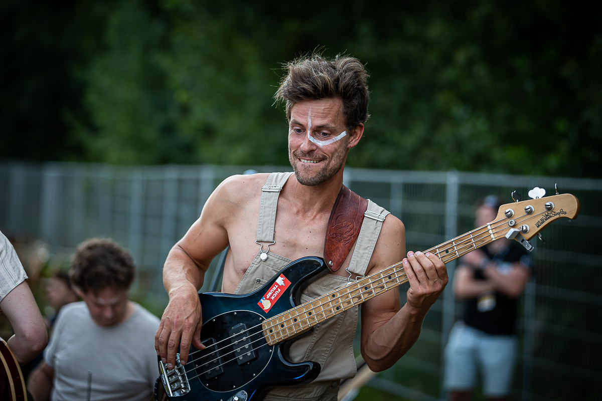 Sfeer vrijdag @ Rijvers Festival 2019, picture 18, photographed by Chris Lippens - FrontView Magazine