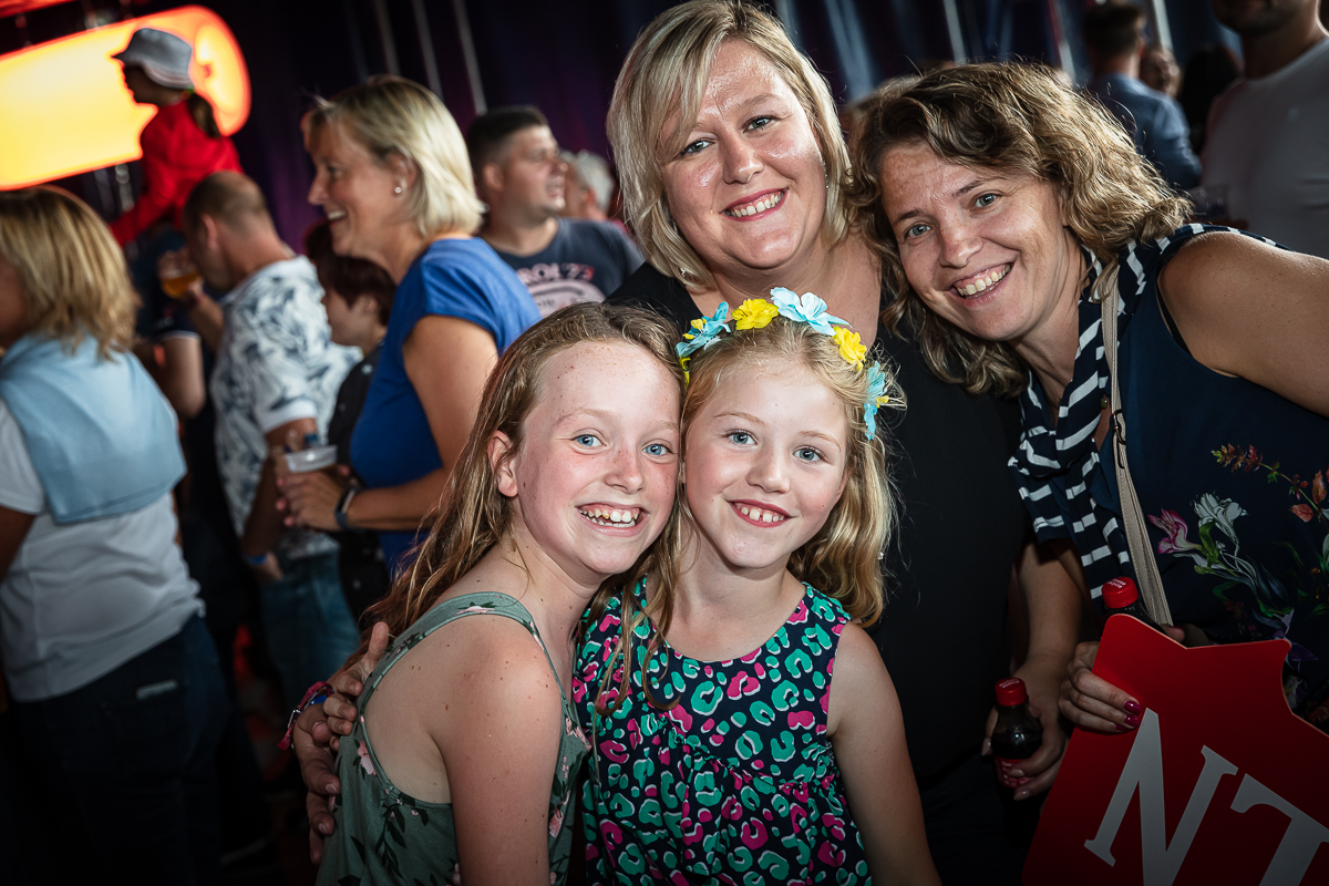 Sfeer vrijdag @ Rijvers Festival 2019, picture 40, photographed by Chris Lippens - FrontView Magazine