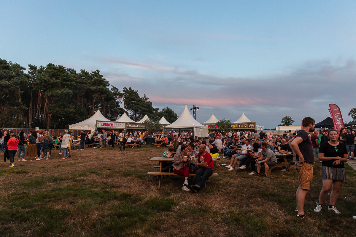 Sfeer vrijdag @ Rijvers Festival 2019, picture 44, photographed by Chris Lippens - FrontView Magazine