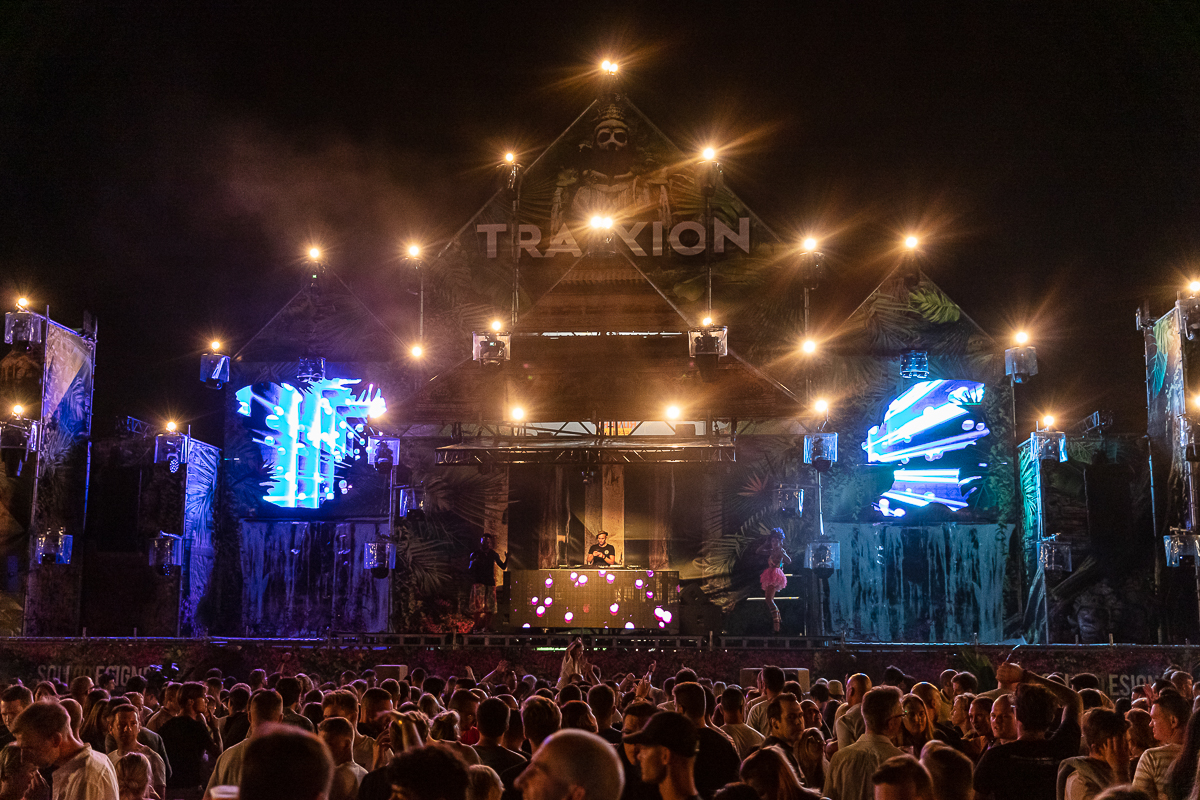 Sfeer vrijdag @ Rijvers Festival 2019, picture 52, photographed by Chris Lippens - FrontView Magazine