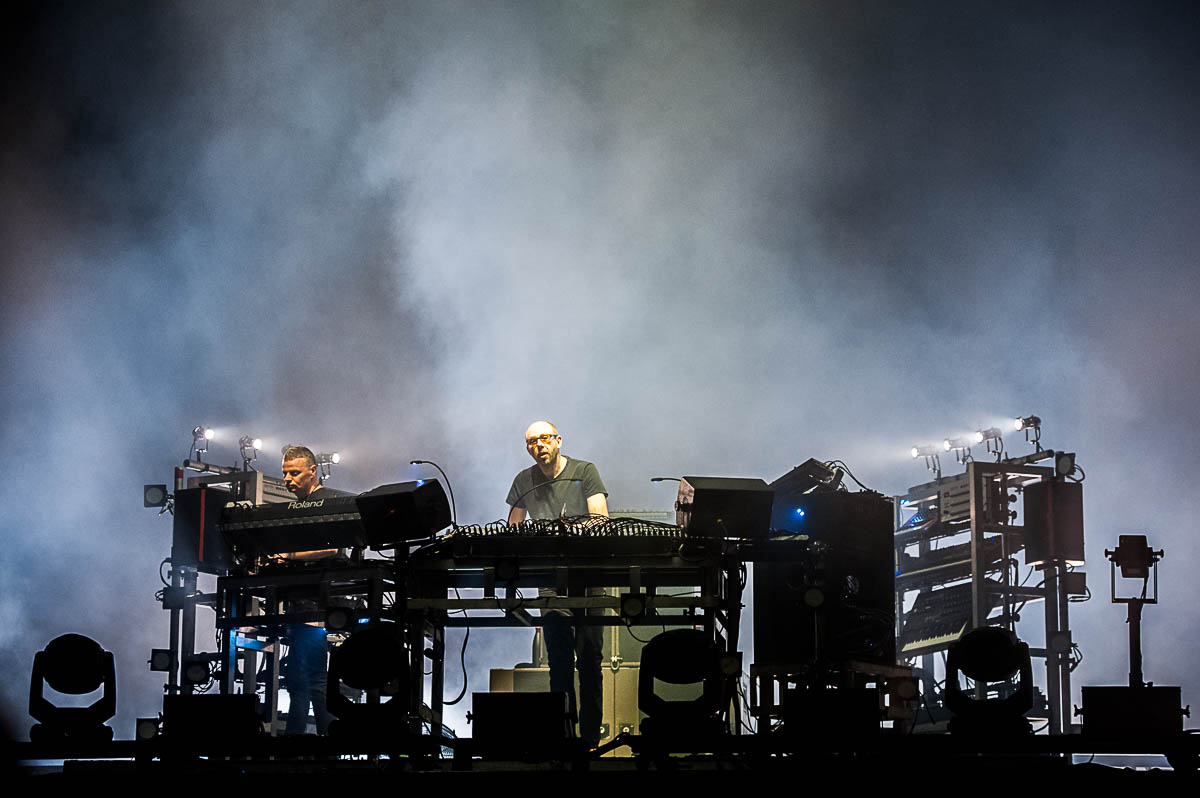 The Chemical Brothers @ Lokerse Feesten, foto 1, foto's door Gert Daemen - FrontView Magazine