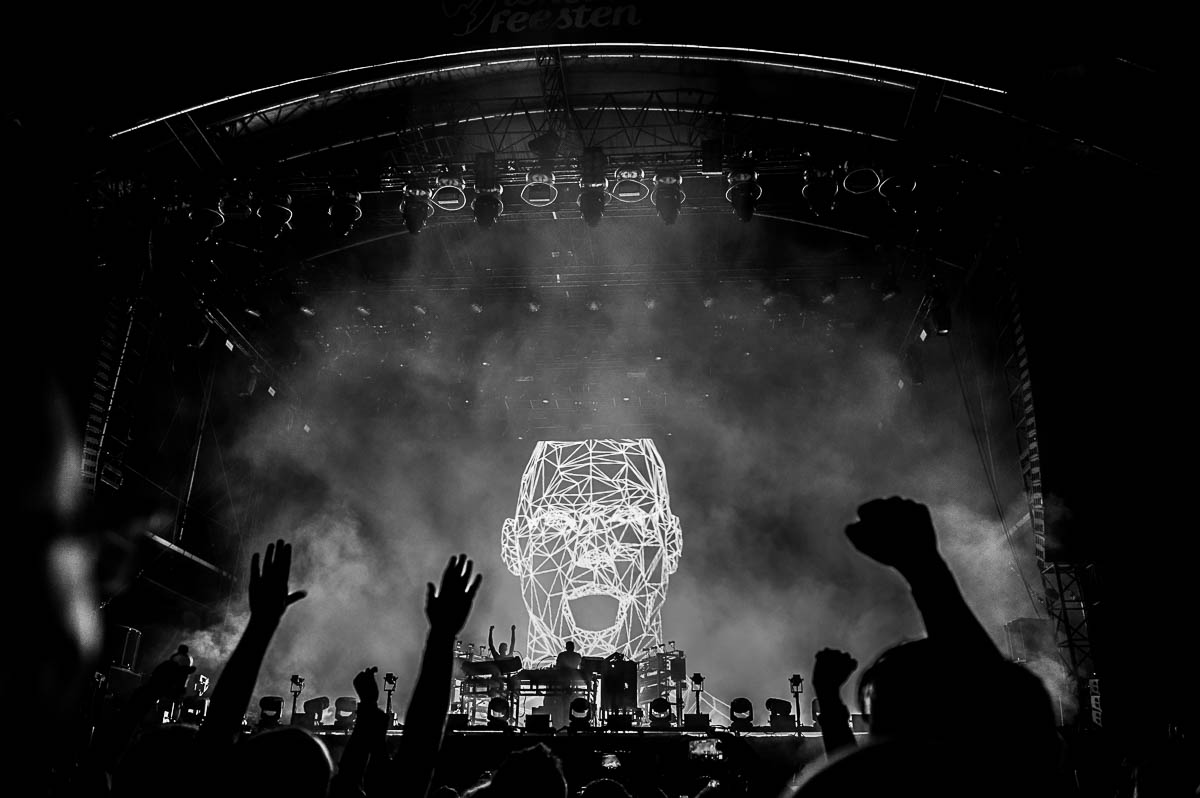 The Chemical Brothers @ Lokerse Feesten, foto 2, foto's door Gert Daemen - FrontView Magazine