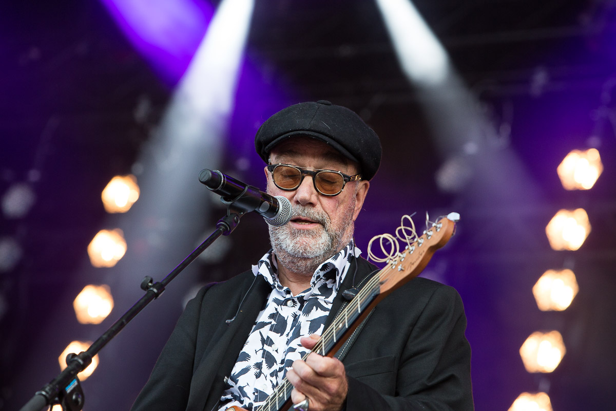 Fischer-Z @ Nostalgie Beach Festival 2019, foto 1, foto's door Marc Verdonck - FrontView Magazine
