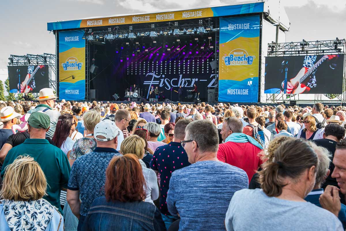 Fischer-Z @ Nostalgie Beach Festival 2019, foto 12, foto's door Marc Verdonck - FrontView Magazine