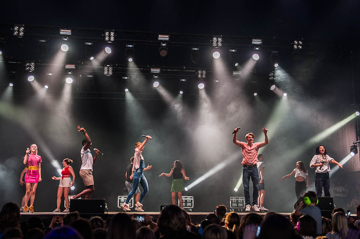 #LikeMe @ Rijvers Festival, picture 20, photographed by Gert Daemen - FrontView Magazine