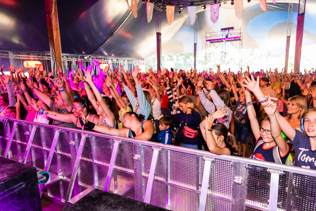 Rijvers Festival 2019 - sfeerreportage zaterdag, picture 4, photographed by Dimitri Vanlommel - FrontView Magazine
