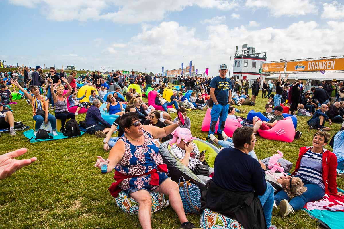 Sfeer @ Nostalgie Beach Festival 2019, foto 7, foto's door Marc Verdonck - FrontView Magazine