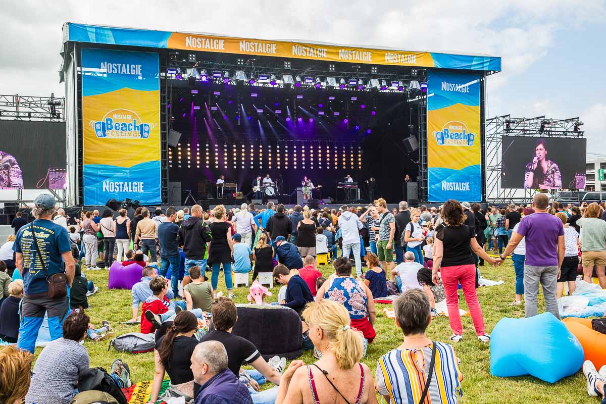 Sfeer @ Nostalgie Beach Festival 2019, foto 9, foto's door Marc Verdonck - FrontView Magazine