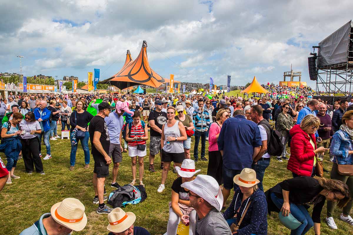 Sfeer @ Nostalgie Beach Festival 2019, foto 16, foto's door Marc Verdonck - FrontView Magazine