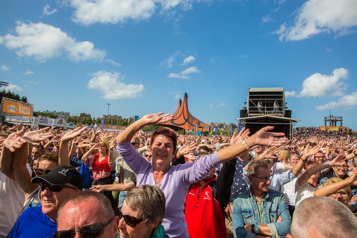Sfeer @ Nostalgie Beach Festival 2019, foto 40, foto's door Marc Verdonck - FrontView Magazine