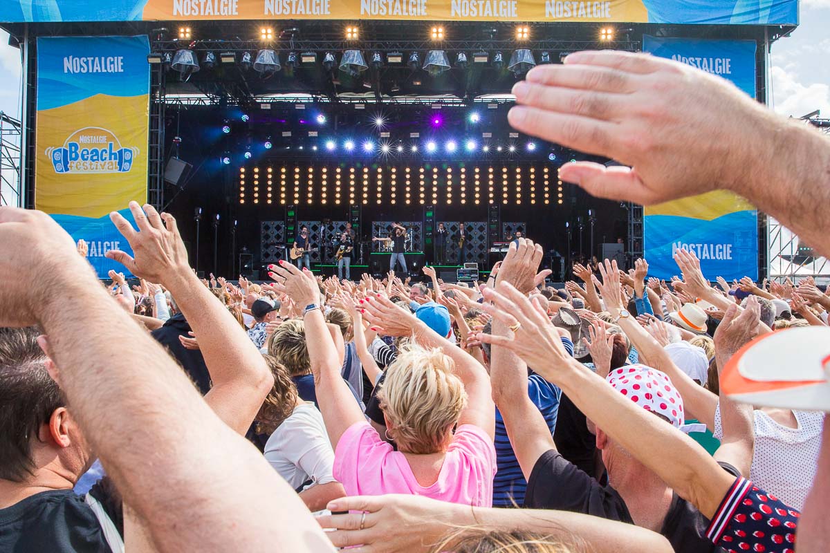 Sfeer @ Nostalgie Beach Festival 2019, foto 42, foto's door Marc Verdonck - FrontView Magazine