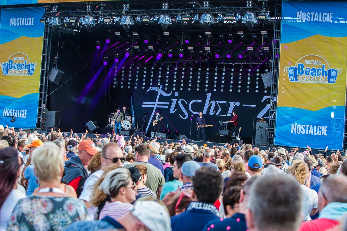 Sfeer @ Nostalgie Beach Festival 2019, foto 49, foto's door Marc Verdonck - FrontView Magazine