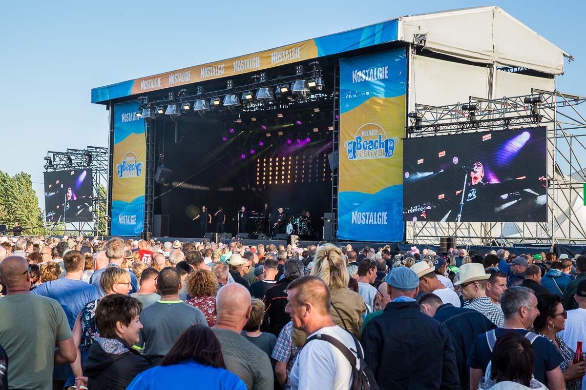 Sfeer @ Nostalgie Beach Festival 2019, foto 66, foto's door Marc Verdonck - FrontView Magazine