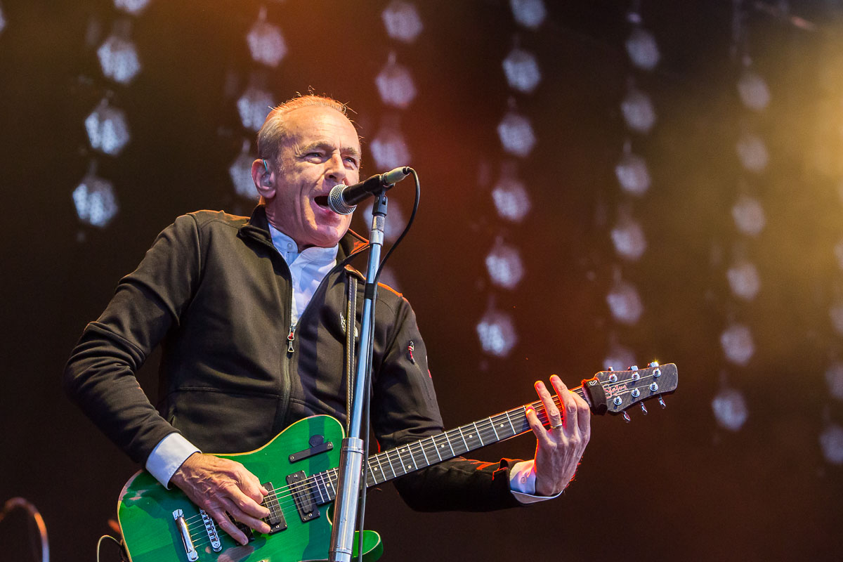 Status Quo @ Nostalgie Beach Festival 2019, picture 7, photographed by Marc Verdonck - FrontView Magazine