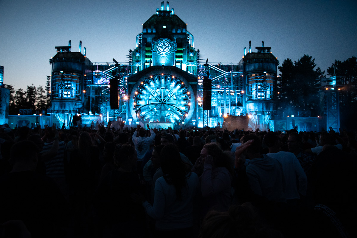 The Qontinent 2019 - zaterdag, picture 119, photographed by Diëgo De Buck - FrontView Magazine
