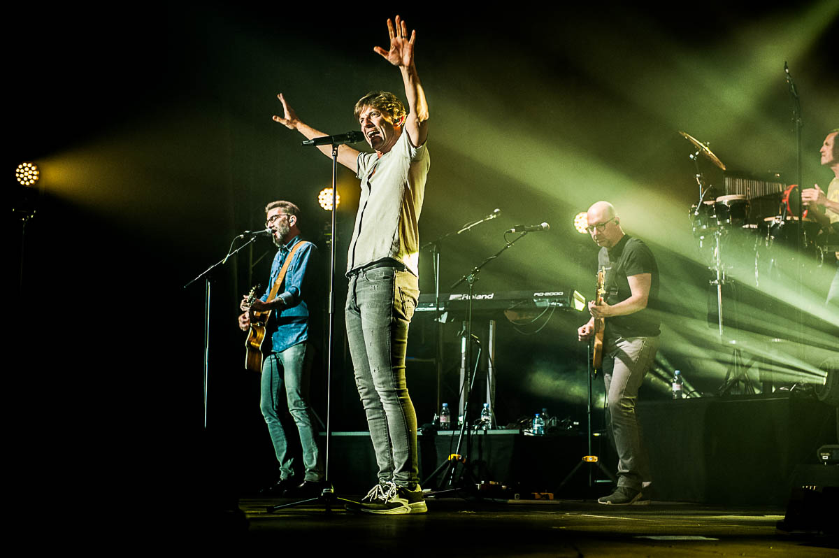 Clouseau @ Rijvers Festival 2019, picture 6, photographed by Gert Daemen - FrontView Magazine