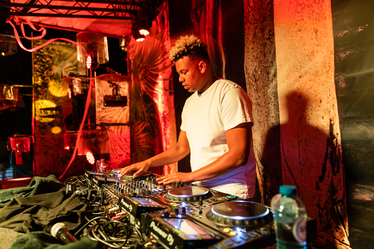 Frenna @ Rijvers Festival 2019, picture 2, photographed by Dimitri Vanlommel - FrontView Magazine