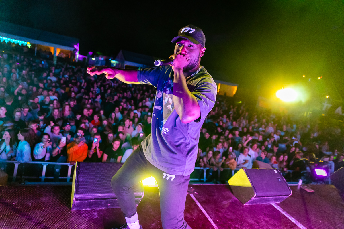 Frenna @ Rijvers Festival 2019, picture 8, photographed by Dimitri Vanlommel - FrontView Magazine