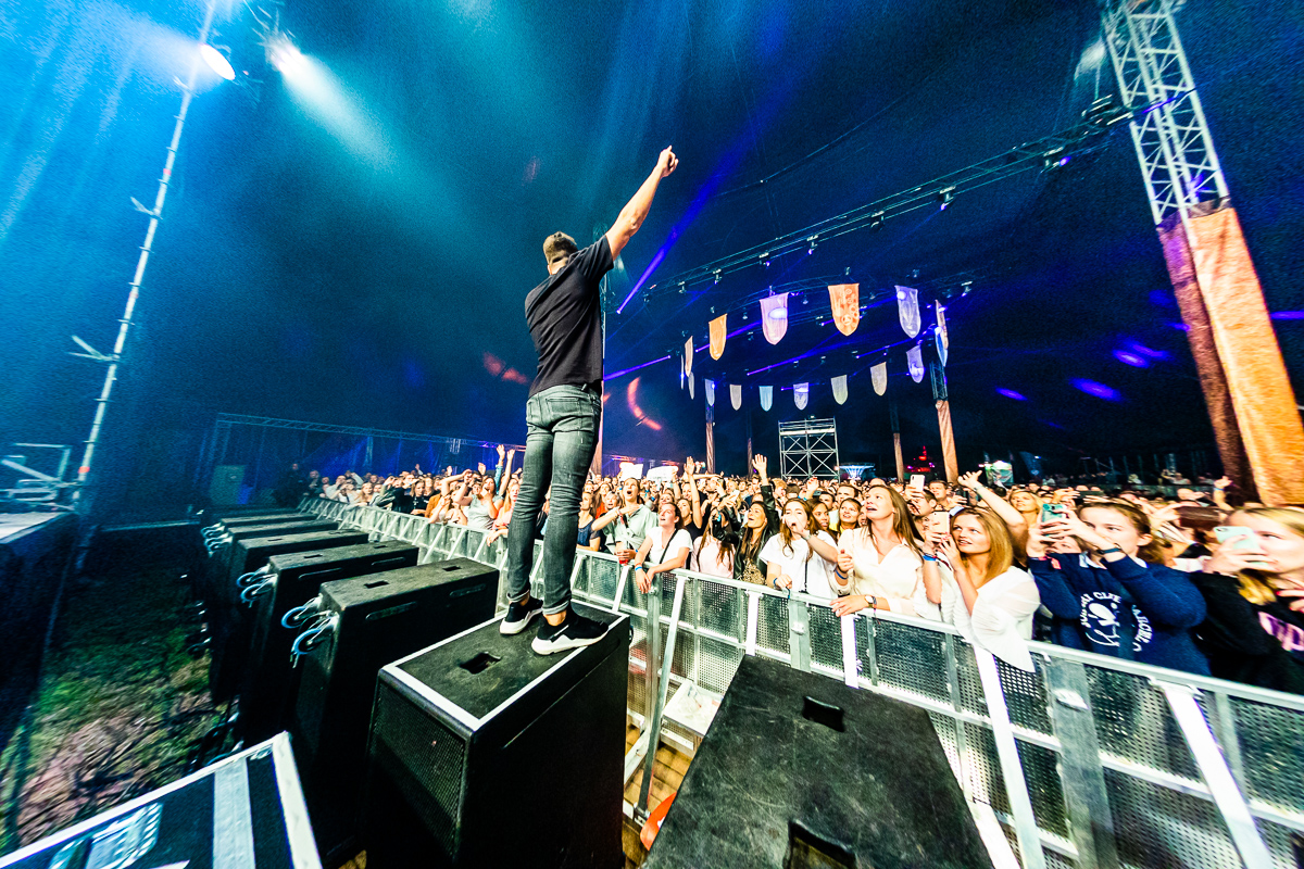 Victor & Kobe @ Rijvers Festival 2019, picture 1, photographed by Dimitri Vanlommel - FrontView Magazine