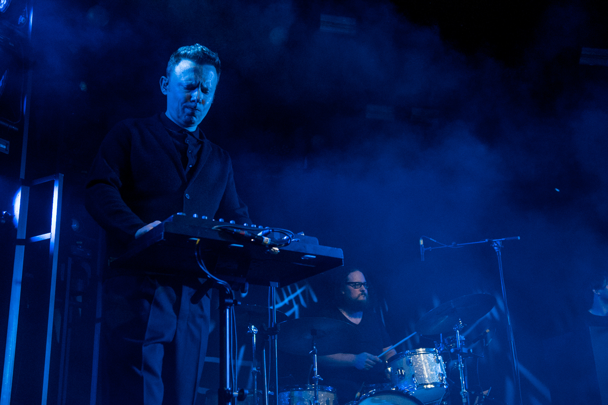 Hooverphonic @ OLT Rivierenhof, picture 4, photographed by Erwin Evrard - FrontView Magazine