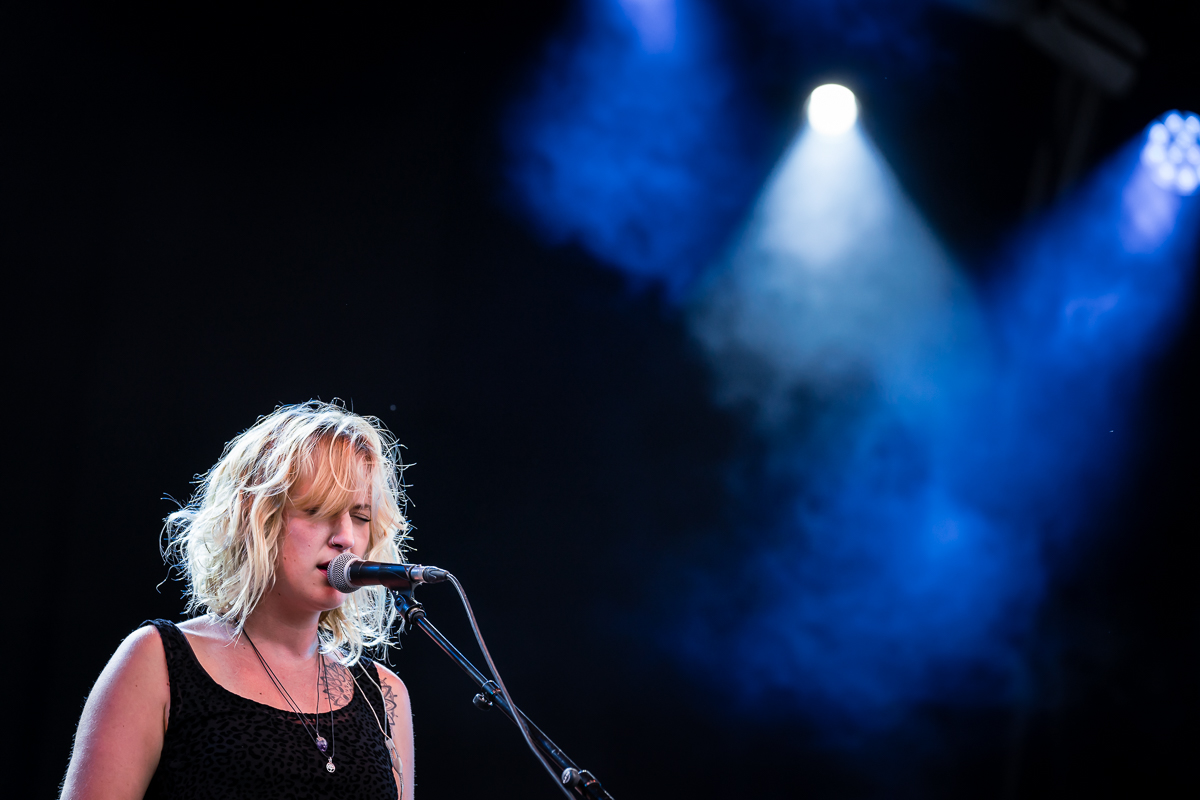 The Girl Who Cried Wolf @ Fonnefeesten, picture 6, photographed by Danny Wagemans - FrontView Magazine