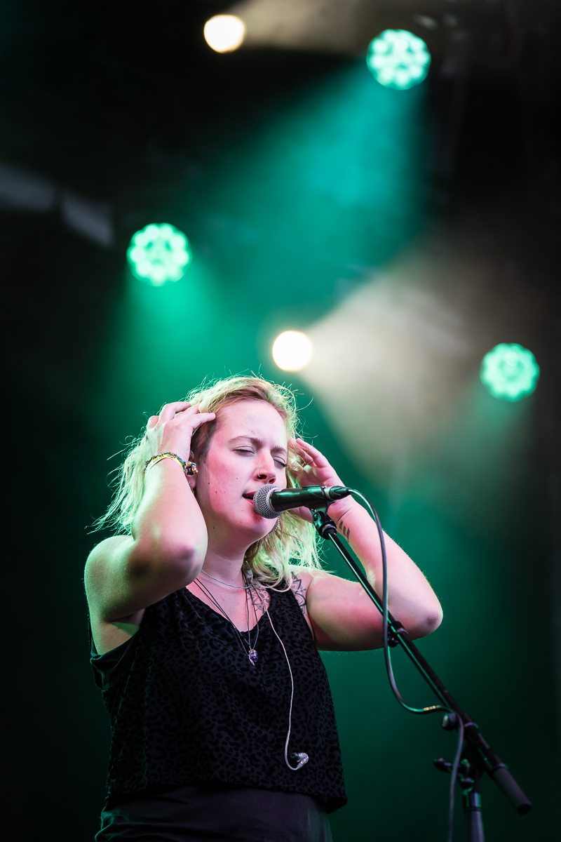 The Girl Who Cried Wolf @ Fonnefeesten, picture 21, photographed by Danny Wagemans - FrontView Magazine