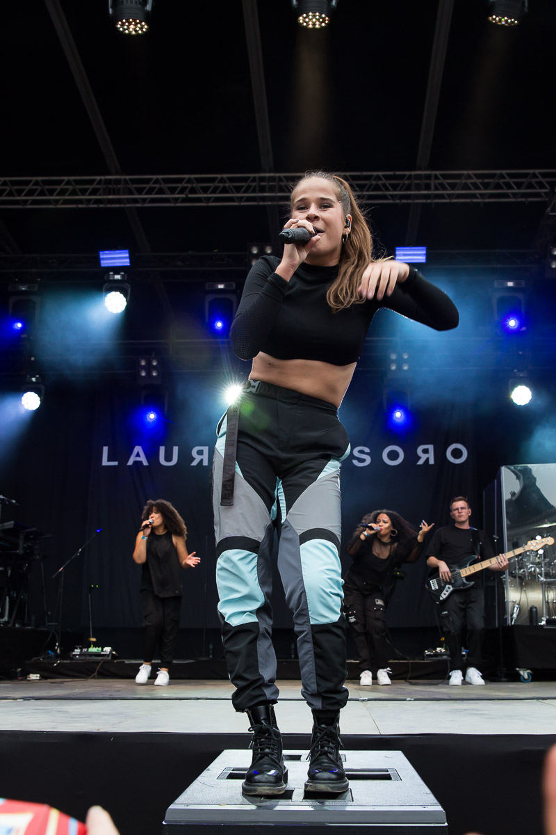 Laura Tesoro @ Bollekes feest 2019, picture 21, photographed by Marc Verdonck - FrontView Magazine