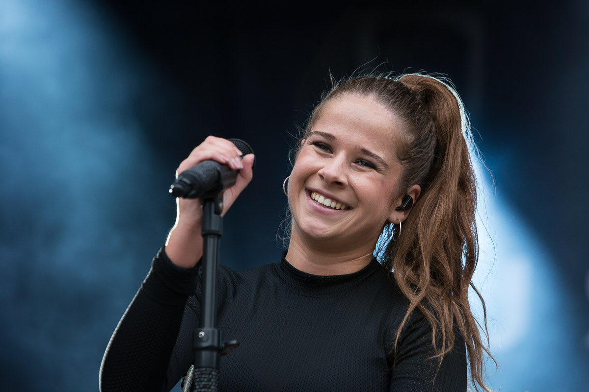 Laura Tesoro @ Bollekes feest 2019, picture 25, photographed by Marc Verdonck - FrontView Magazine