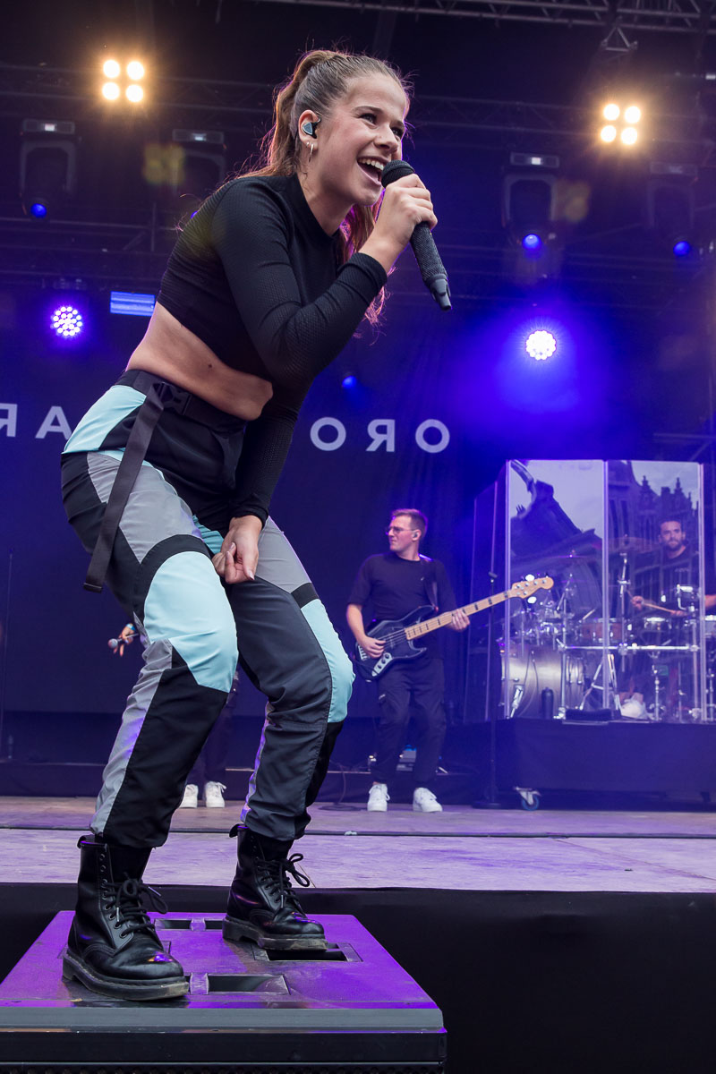 Laura Tesoro @ Bollekes feest 2019, picture 26, photographed by Marc Verdonck - FrontView Magazine