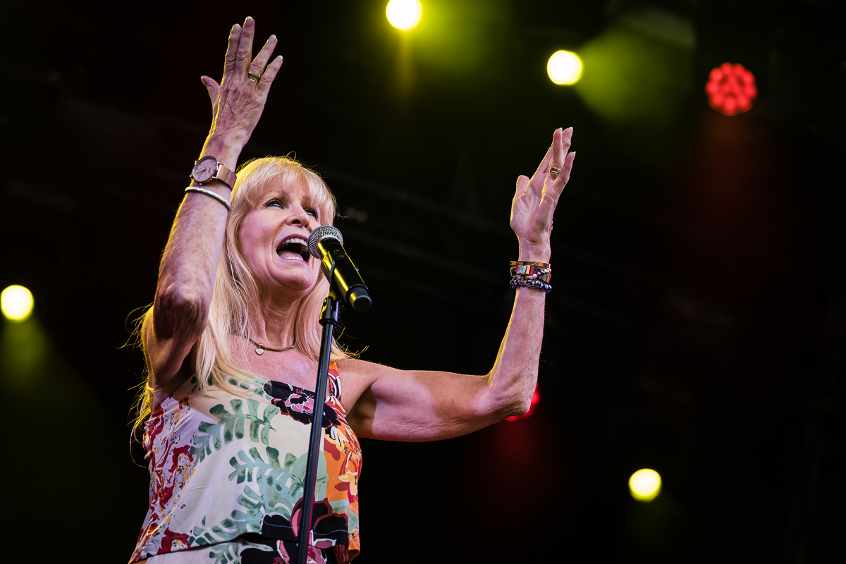 Micha Mara @ Fonnefeesten, foto 18, foto's door Danny Wagemans - FrontView Magazine