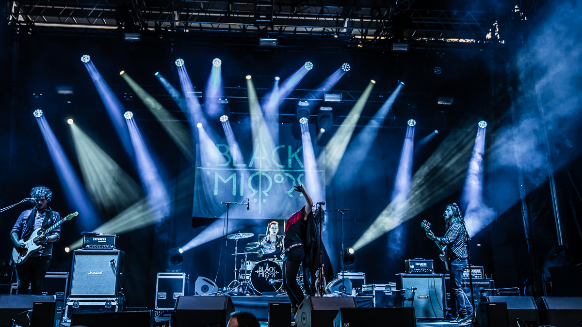 Black Mirrors @ Fonnefeesten, foto 9, foto's door Danny Wagemans - FrontView Magazine