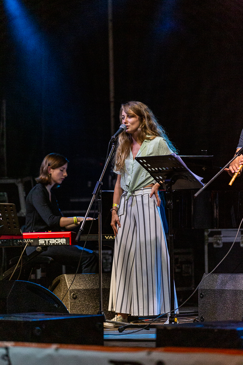 Sfeer vrijdag @ Maanrock 2019, picture 42, photographed by Chris Lippens - FrontView Magazine