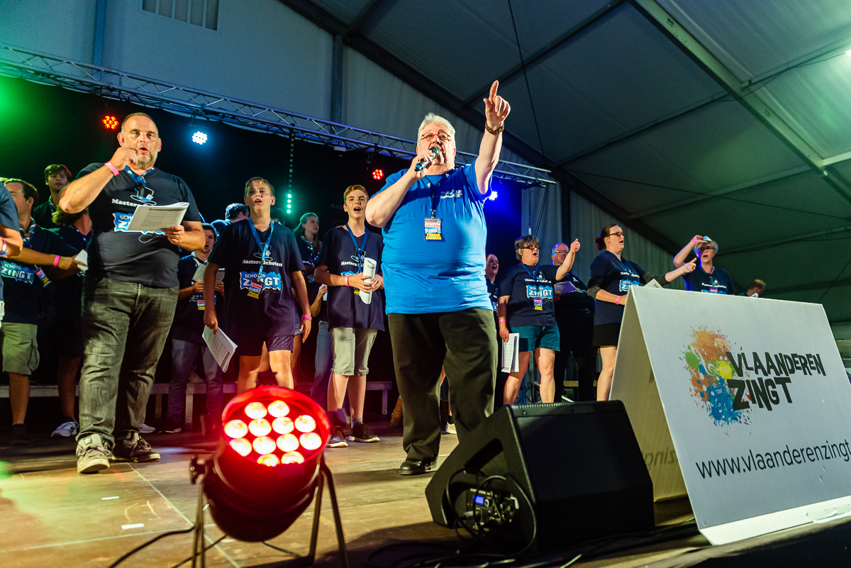 Vlaanderen Zingt (met Luc Caals) @ Schoten, picture 7, photographed by Dimitri Vanlommel - FrontView Magazine