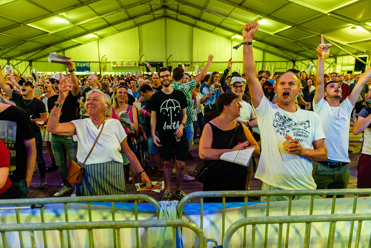 Vlaanderen Zingt (met Luc Caals) @ Schoten, picture 8, photographed by Dimitri Vanlommel - FrontView Magazine