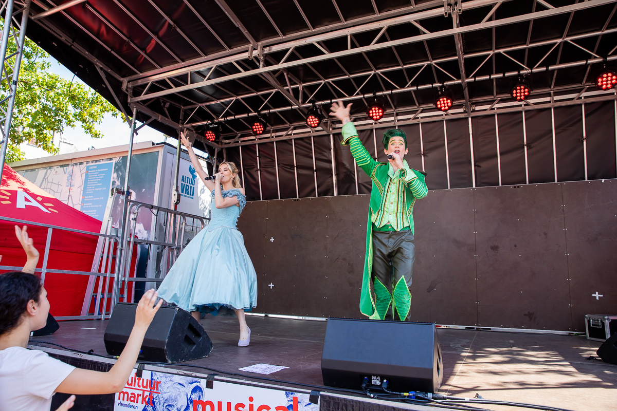 Assepoester @ Cultuurmarkt Vlaanderen 2019, picture 30, photographed by Goele Bormans - FrontView Magazine