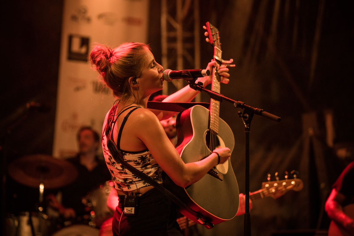 INE @ Hasselt Muziekterras, foto 6, foto's door Kristof Hayen - FrontView Magazine