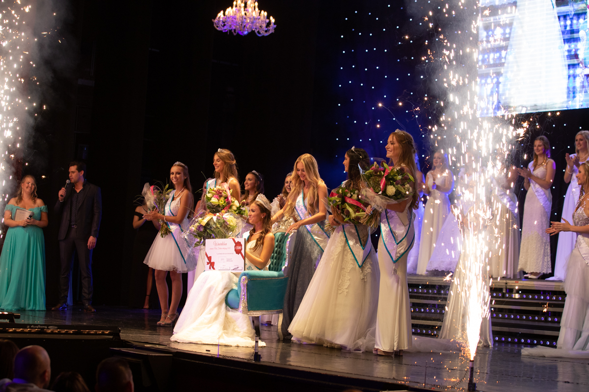 Miss Fashion Gala 2020 @ Theater Elckerlyc, picture 20, photographed by dirk janssens - FrontView Magazine