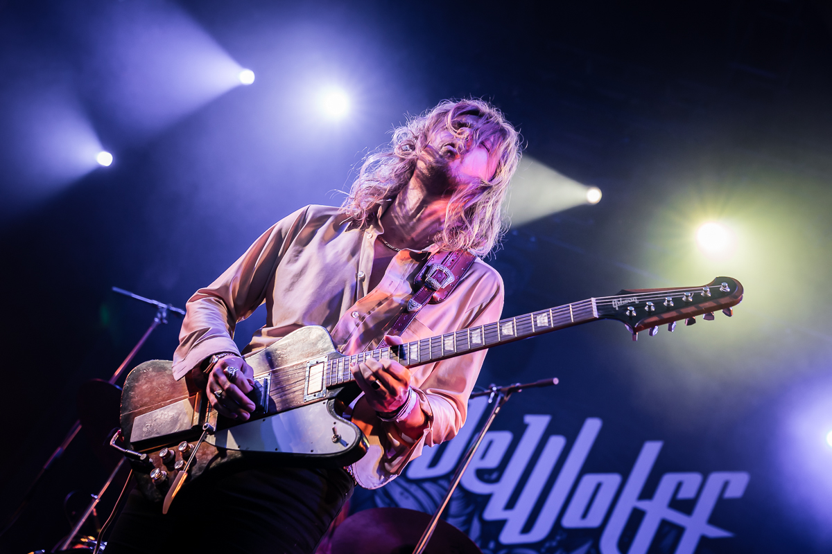 DeWolff @ Fonnefeesten, picture 7, photographed by Danny Wagemans - FrontView Magazine