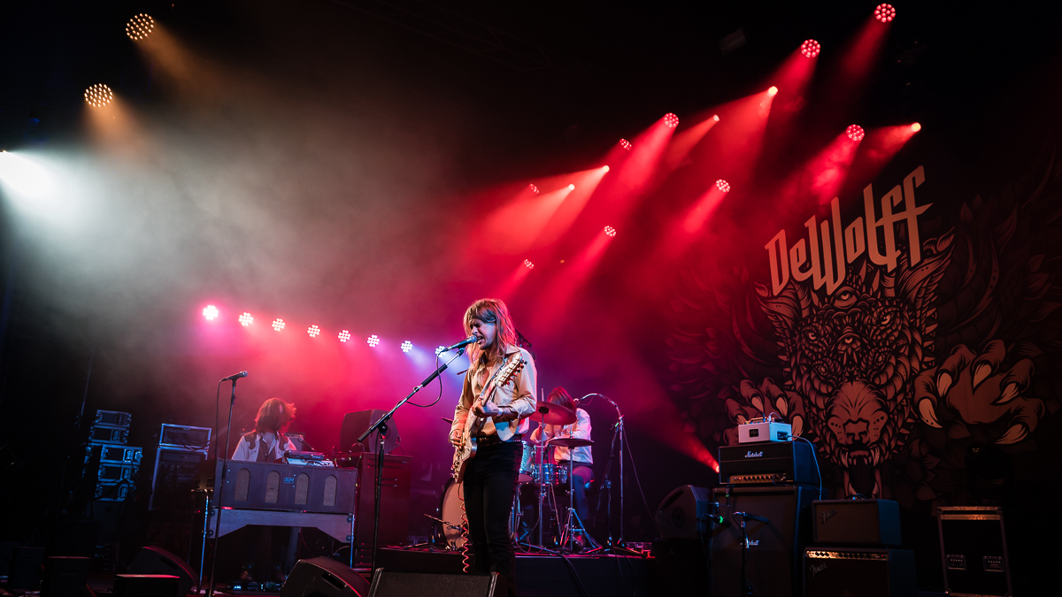 DeWolff @ Fonnefeesten, picture 24, photographed by Danny Wagemans - FrontView Magazine