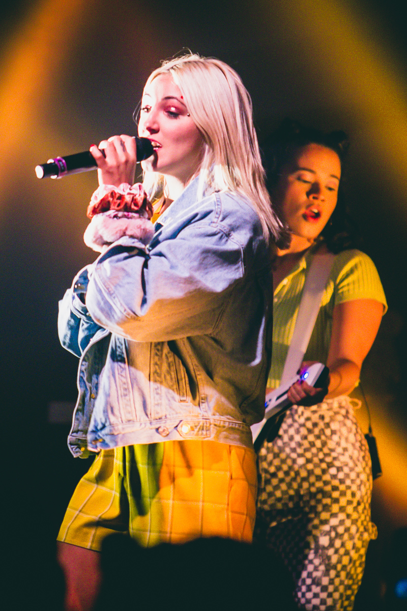 Julia Michaels @ Salle La Madeleine, picture 7, photographed by Tom Stessens - FrontView Magazine
