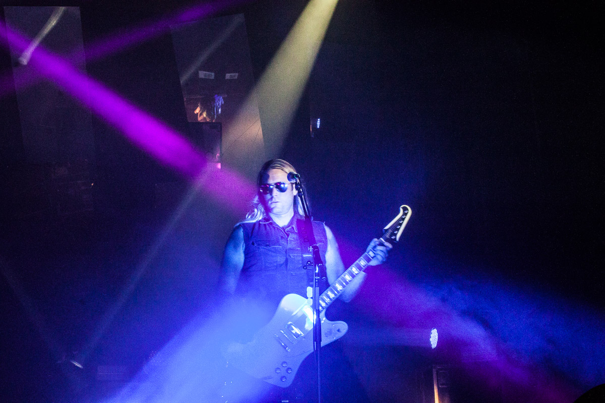 The Sisters of Mercy @ AB Brussel, foto 8, foto's door Hilde  Hermans - FrontView Magazine