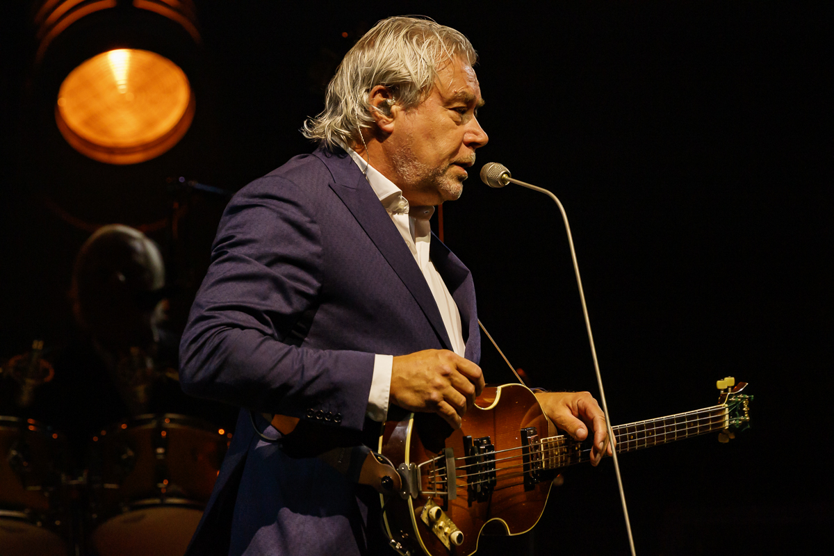 The Analogues - Abbey Road 50 Year Anniversary @ Lotto Arena, picture 16, photographed by Alex Wyckmans - FrontView Magazine