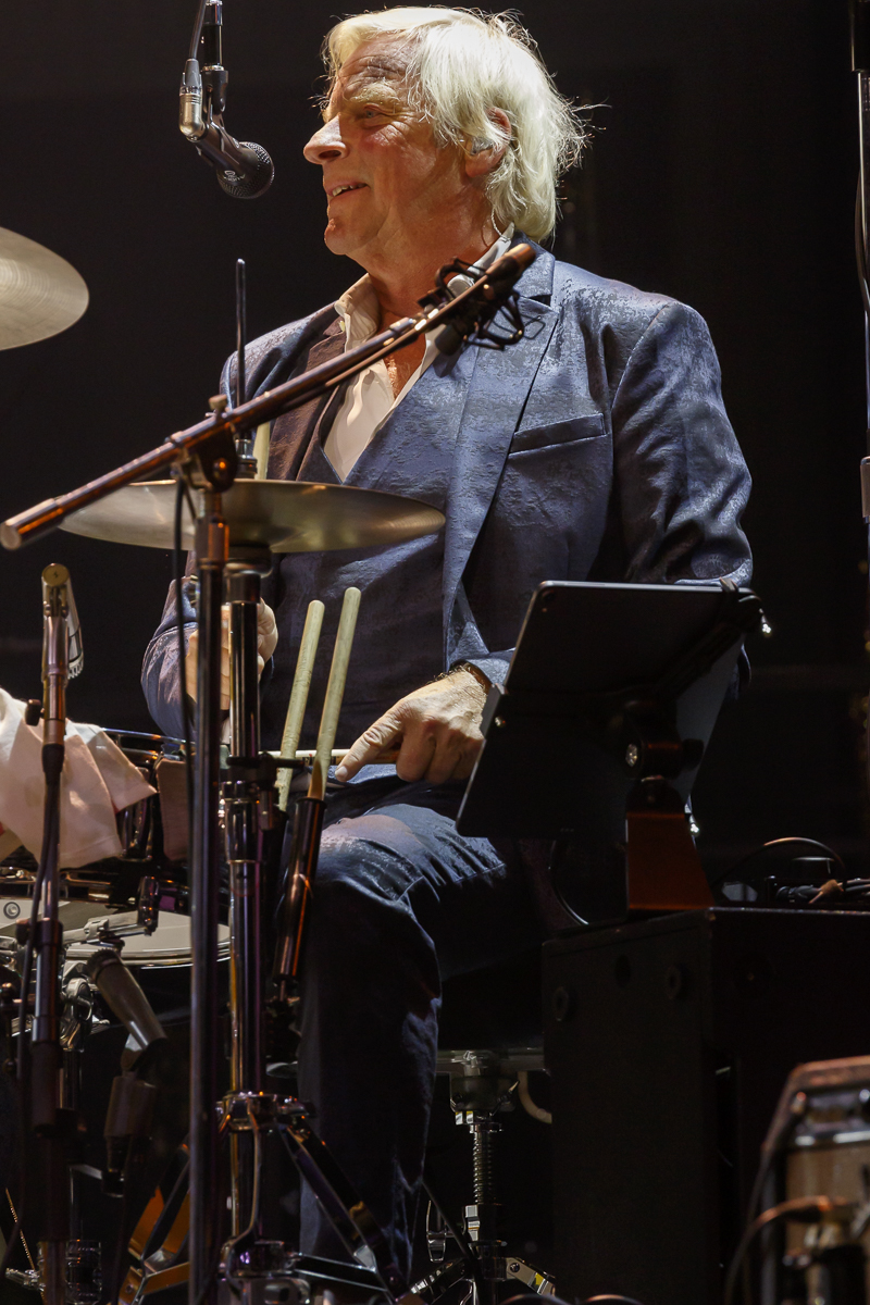 The Analogues - Abbey Road 50 Year Anniversary @ Lotto Arena, picture 17, photographed by Alex Wyckmans - FrontView Magazine