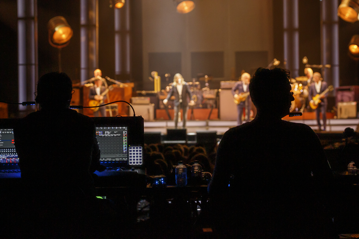 The Analogues - Abbey Road 50 Year Anniversary @ Lotto Arena, picture 19, photographed by Alex Wyckmans - FrontView Magazine