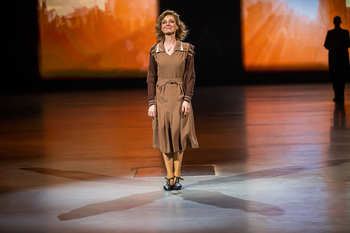 Première 40-45 voor Maja Van Honsté, Daphne Wellens en Hans De Munter @ studio 100 Pop-Up Theater, foto 10, foto's door Goele Bormans - FrontView Magazine